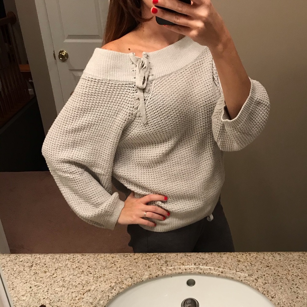 Good Condition XS Express sweater light grey